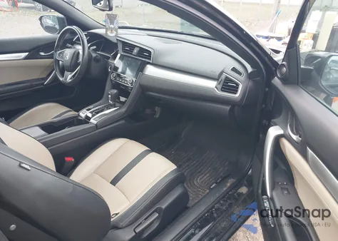 2016 Honda Civic Touring z USA, uszkodzony, nr VIN 2HGFC3B95GH353792